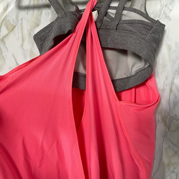 Lululemon 4 Nouveau limits tank flash light pink coral gray activewear yoga bra - Picture 9 of 12